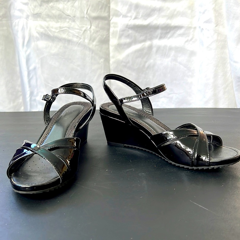 Easy spirit sandal